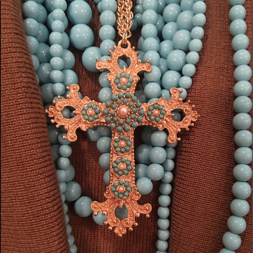 🦋 Cross with turquoise and pearl beads & Chain